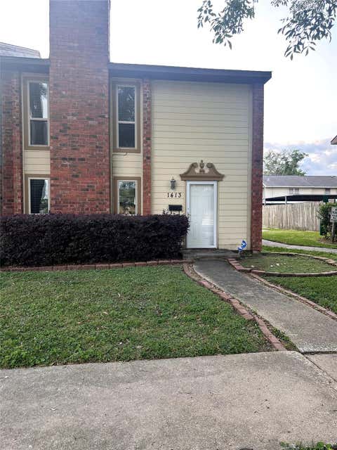 Photo of 1413 Bonanza Road #413, Houston, TX 77062 (MLS # 42698161)
