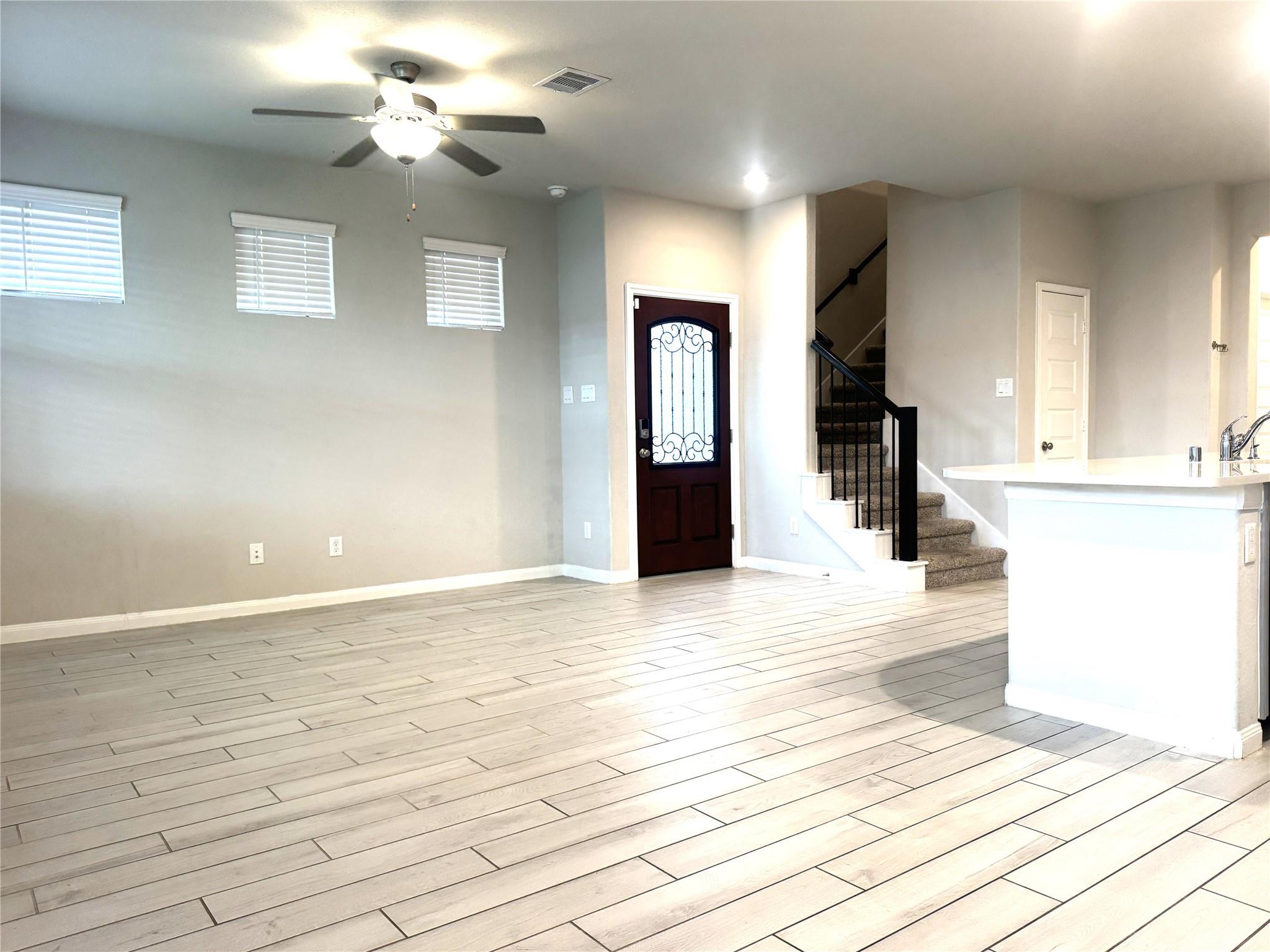 1902 La Magnolia Drive