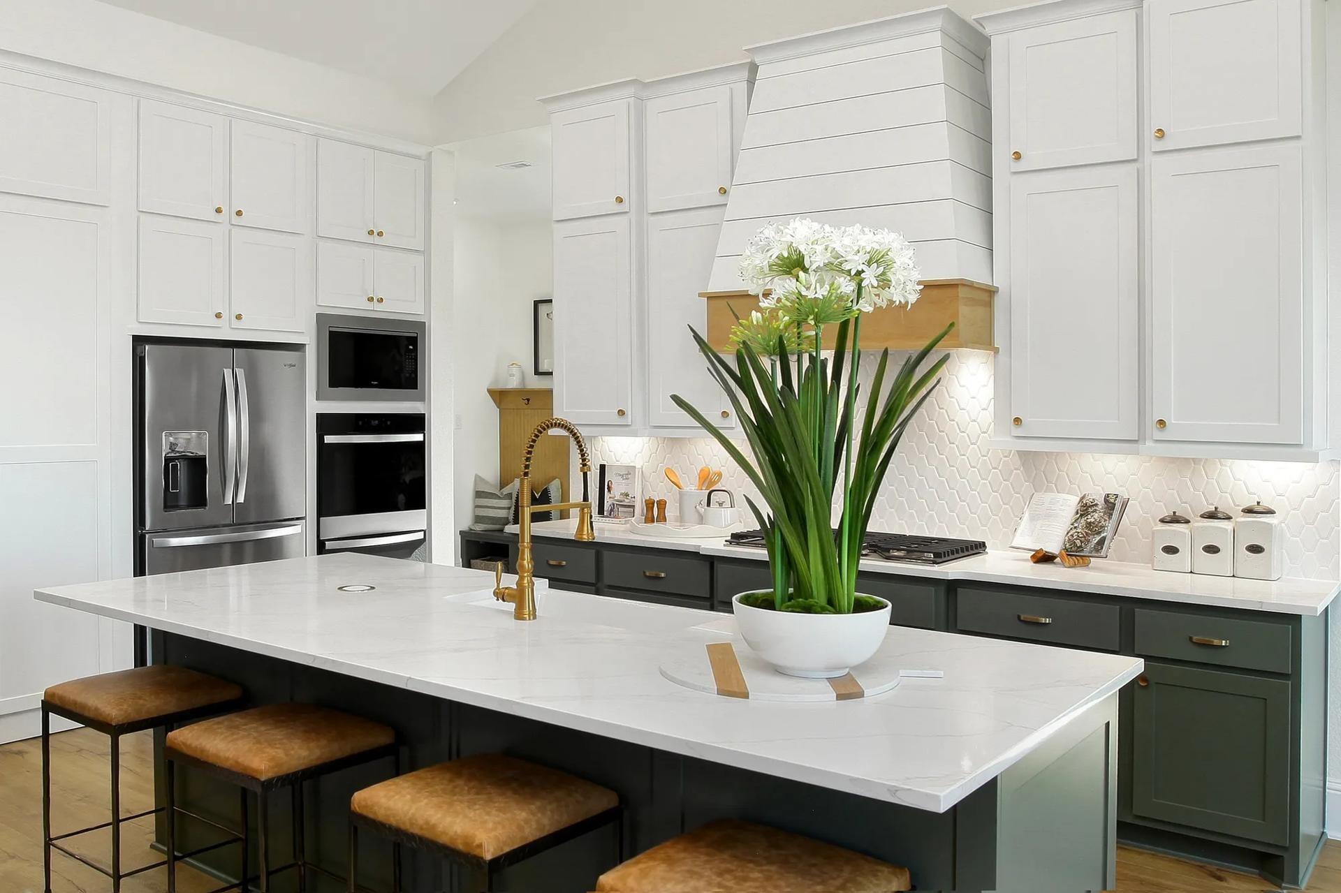 7903 Rainbow Bluet Court