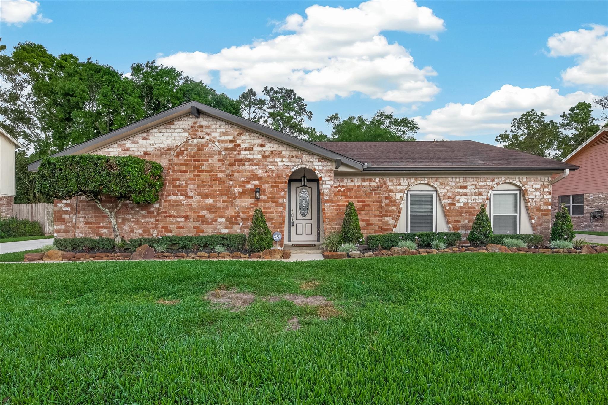 306 W Castle Harbour Drive