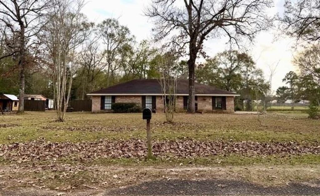 Photo of 455 County Road 774, Buna, TX 77612 (MLS # 12424564)