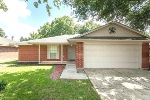 Photo of 7823 Sawmill Trail, Houston, TX 77040 (MLS # 98404313)