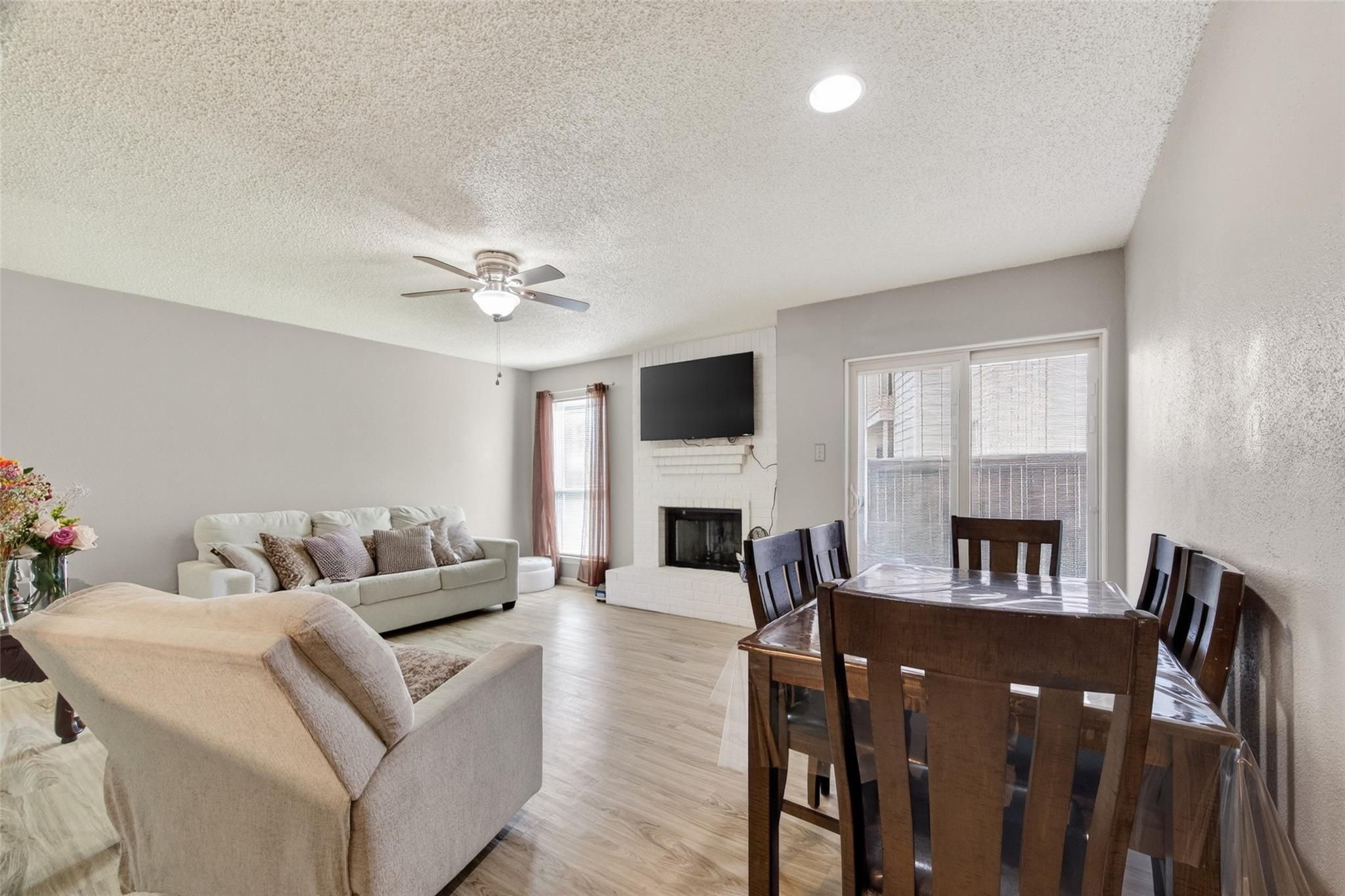 3919 Fairmont Parkway 171