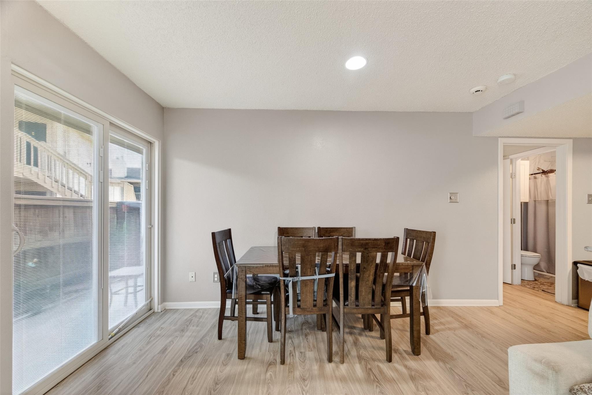 3919 Fairmont Parkway 171