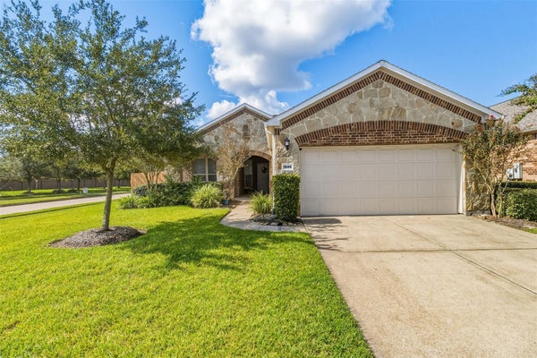1546 TUSCAN VILLAGE DR, LEAGUE CITY, TX 77573 - Image a484f12e2591d9bef236caa7f3a59c7c/2703003983