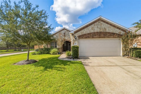 Homes For Sale - 1546 Tuscan Village Drive<br/> League City, TX 77573