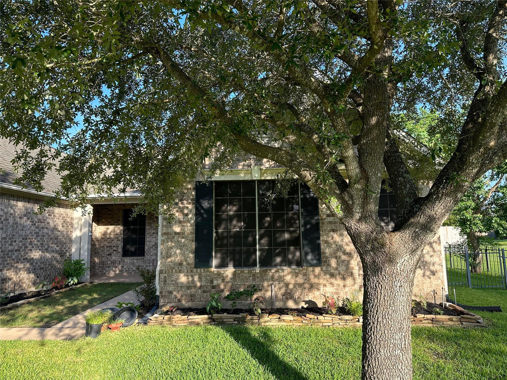 11811 High Noon Court