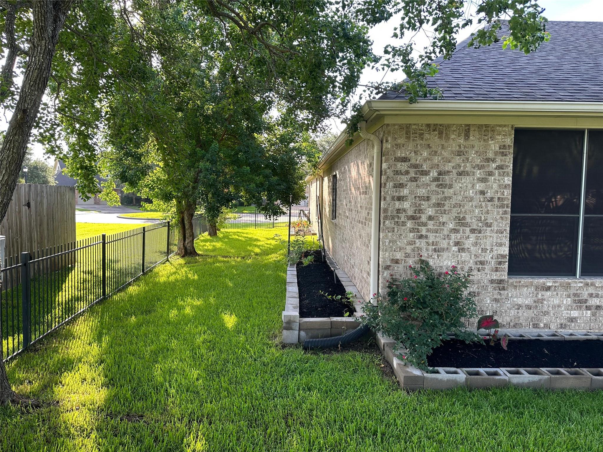 11811 High Noon Court