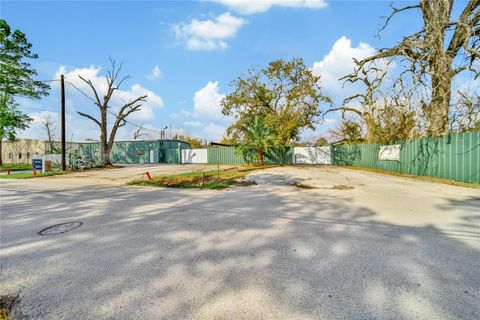 Tiny photo for 4230 Creekmont Drive, Houston, TX 77091 (MLS # 97782216)