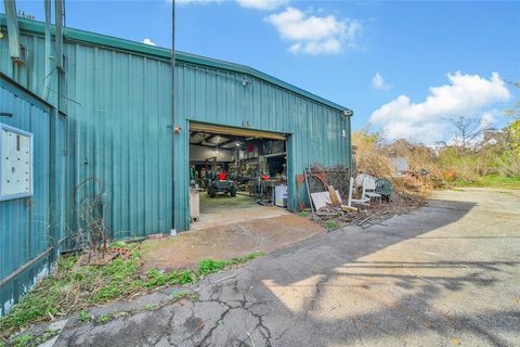 Tiny photo for 4230 Creekmont Drive, Houston, TX 77091 (MLS # 97782216)