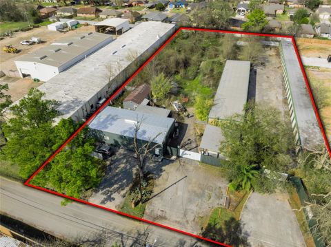 Tiny photo for 4230 Creekmont Drive, Houston, TX 77091 (MLS # 97782216)