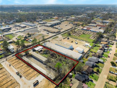 Tiny photo for 4230 Creekmont Drive, Houston, TX 77091 (MLS # 97782216)