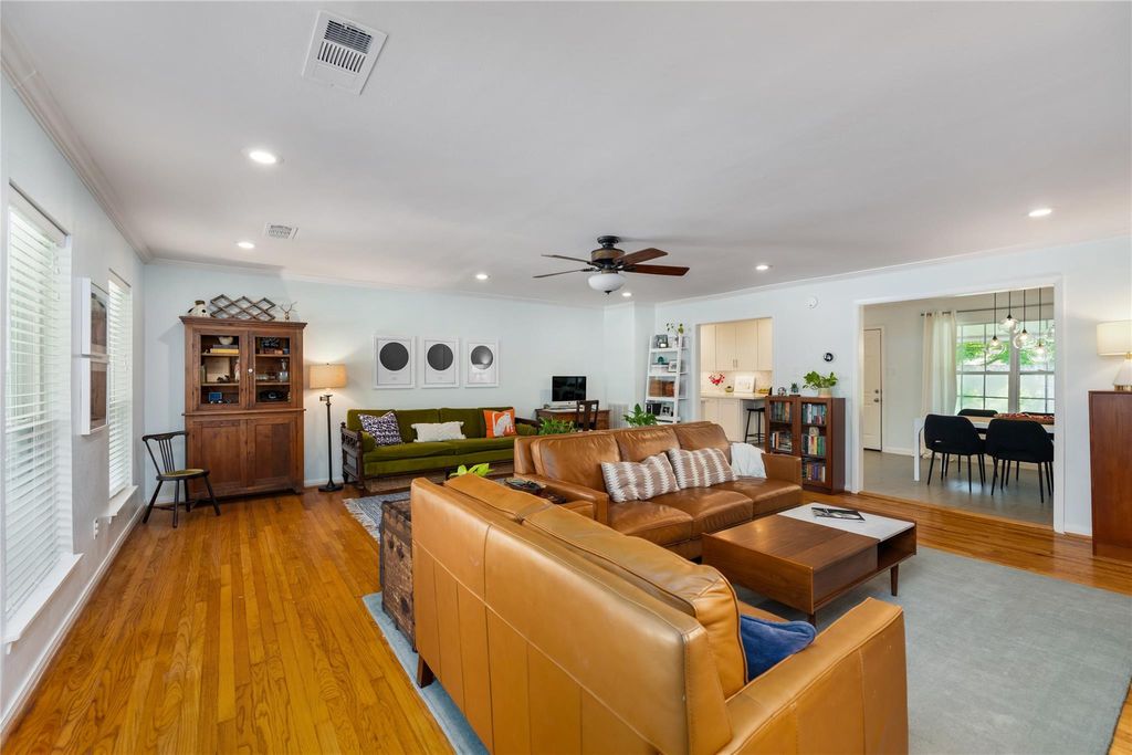 Photo of 5222 Spellman Road, Houston, TX 77035 (MLS # 78299216)