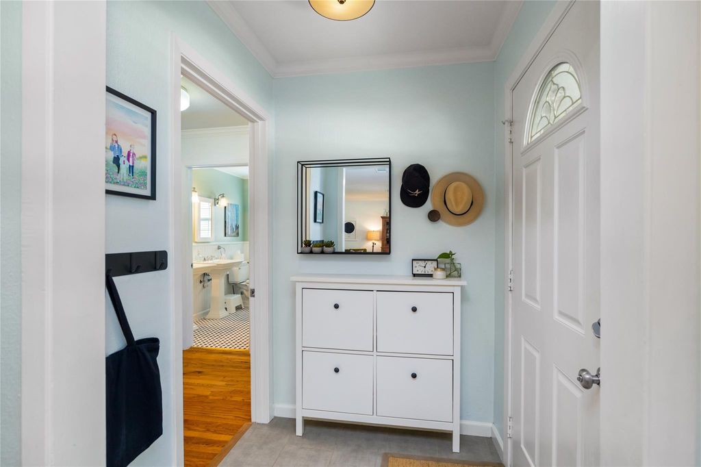 Photo of 5222 Spellman Road, Houston, TX 77035 (MLS # 78299216)