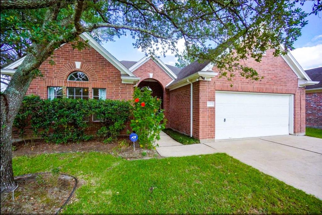 Photo of 6403 Faulkner Ridge Ln Drive, Katy, TX 77450 (MLS # 7686971)