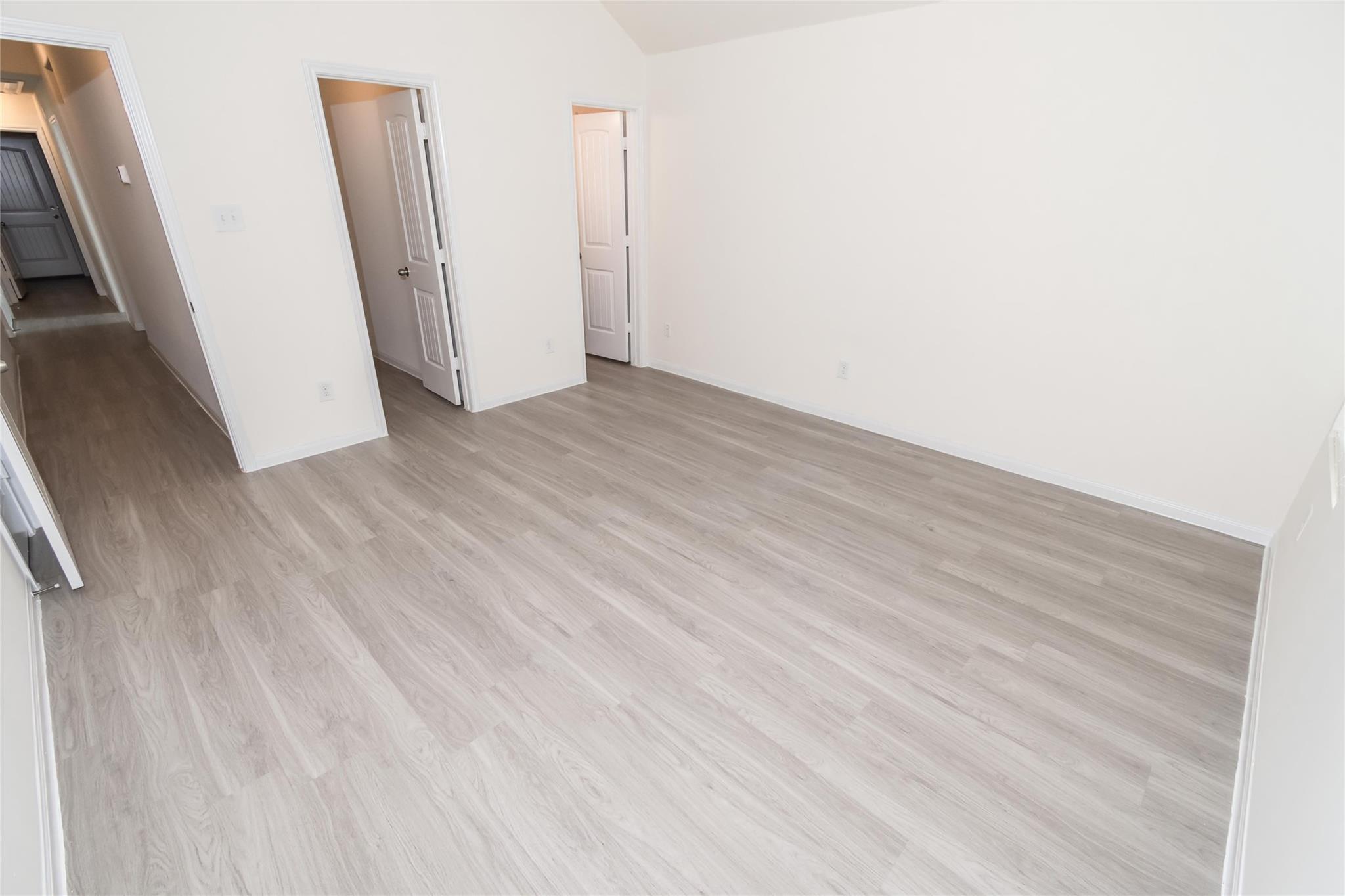 5614 Latta Plantation Drive