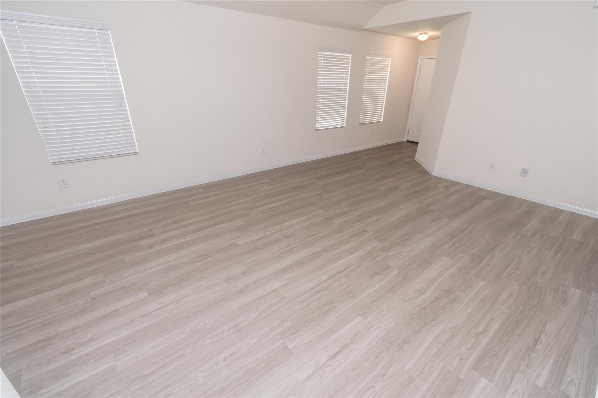 5614 Latta Plantation Drive