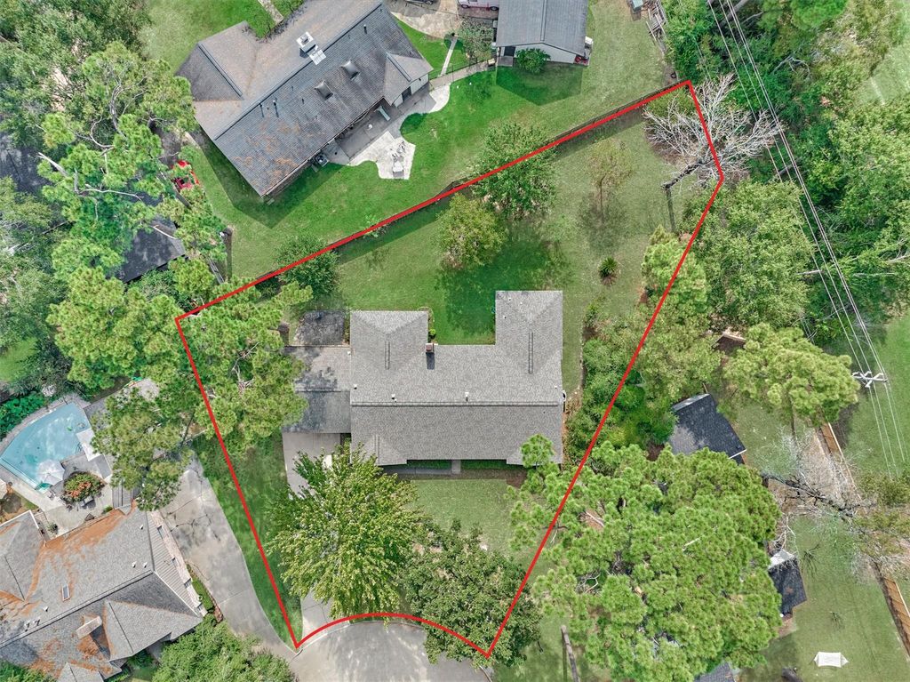 Photo of 1906 Maple Lakes Drive, Kingwood, TX 77339 (MLS # 23655145)