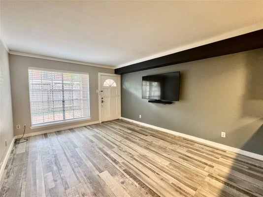 829 WAX MYRTLE LN, HOUSTON, TX 77079 - Image a48c23498ff6495c0f07e3ea2bc2e901/4094267933
