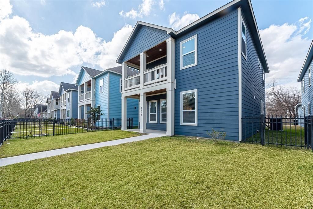 Photo of 4618 Cashel Glen Drive, Houston, TX 77069 (MLS # 26667821)