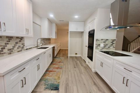 Photo of 3015 Green Fields Drive, Sugar Land, TX 77479 (MLS # 18841155)