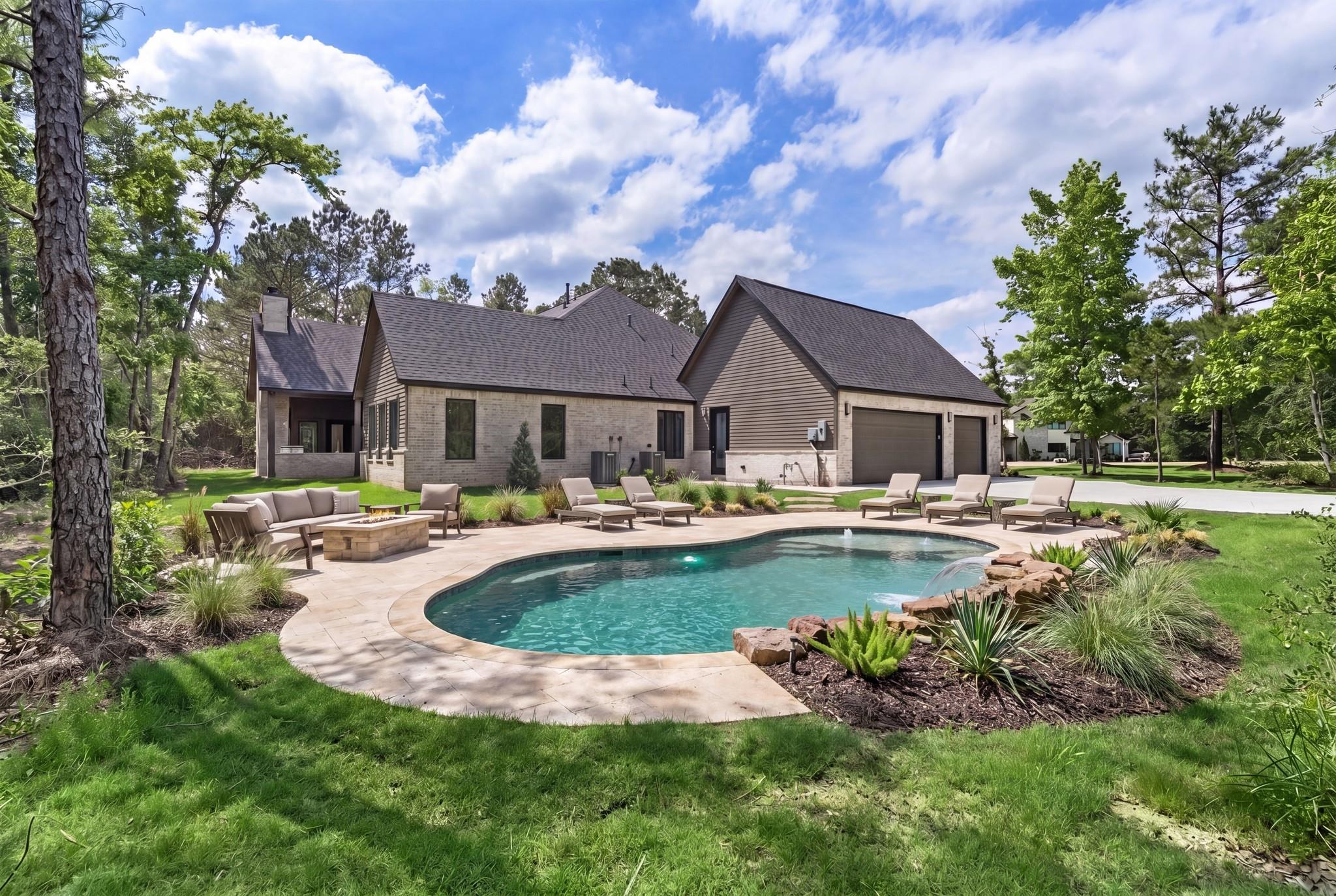 7002 Bowie Court