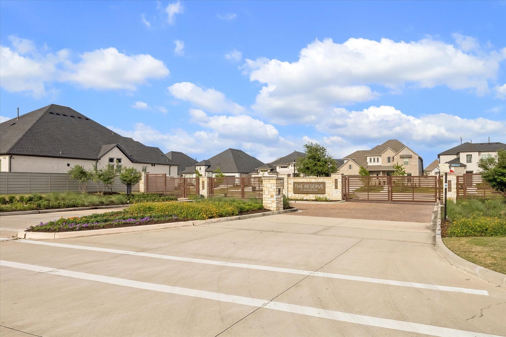 5016 Blooming Hibiscus Lane