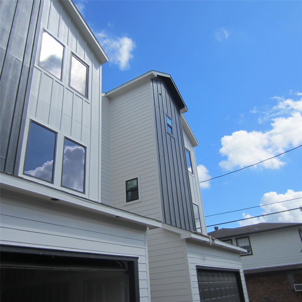 Photo of 2419 Rosewood Street, Houston, TX 77004 (MLS # 30175489)