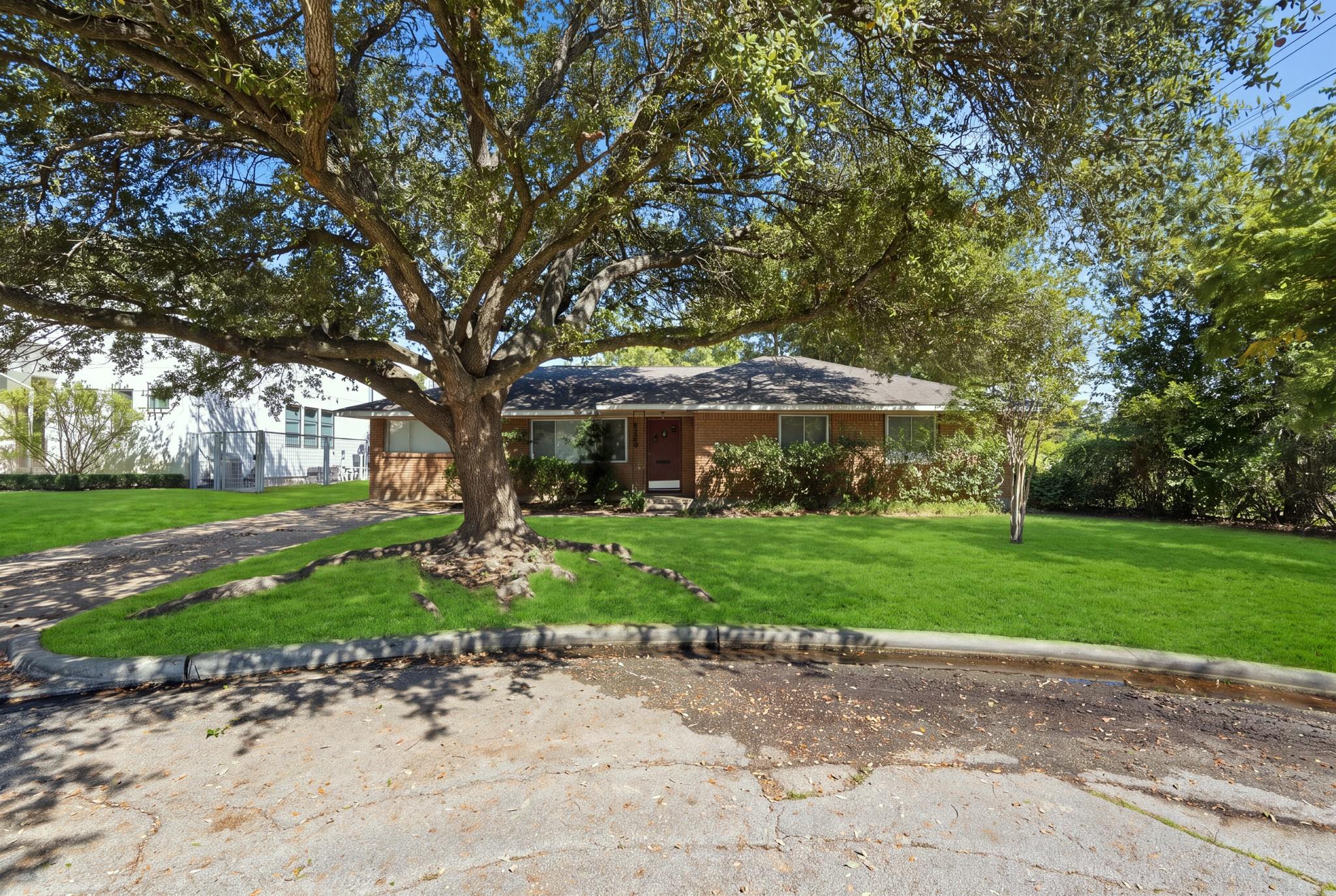 4300 Compton Circle