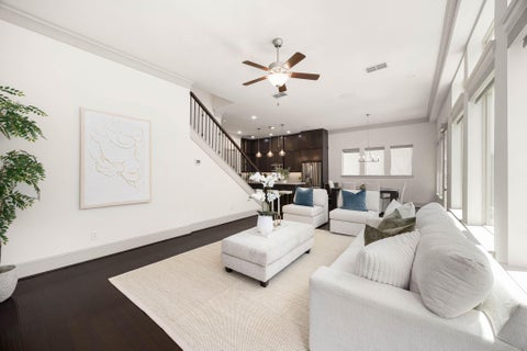 Tiny photo for 6703 Saxton Manor Street, Houston, TX 77055 (MLS # 75347347)