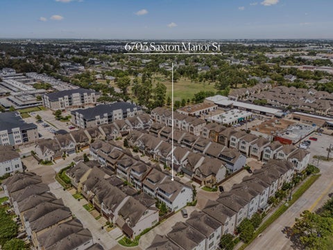 Tiny photo for 6703 Saxton Manor Street, Houston, TX 77055 (MLS # 75347347)