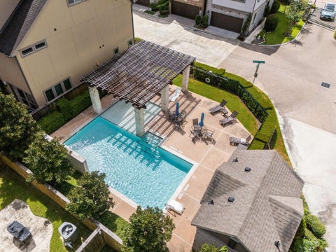 Tiny photo for 6703 Saxton Manor Street, Houston, TX 77055 (MLS # 75347347)