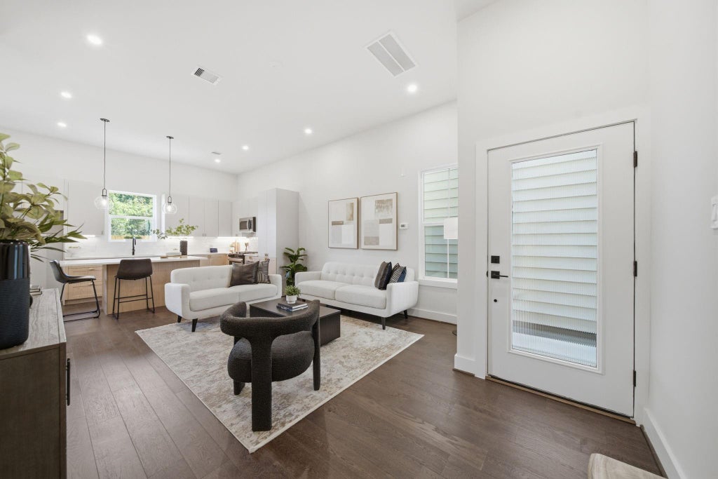 Photo of 5522 Wheatley Street #E, Houston, TX 77091 (MLS # 25175145)