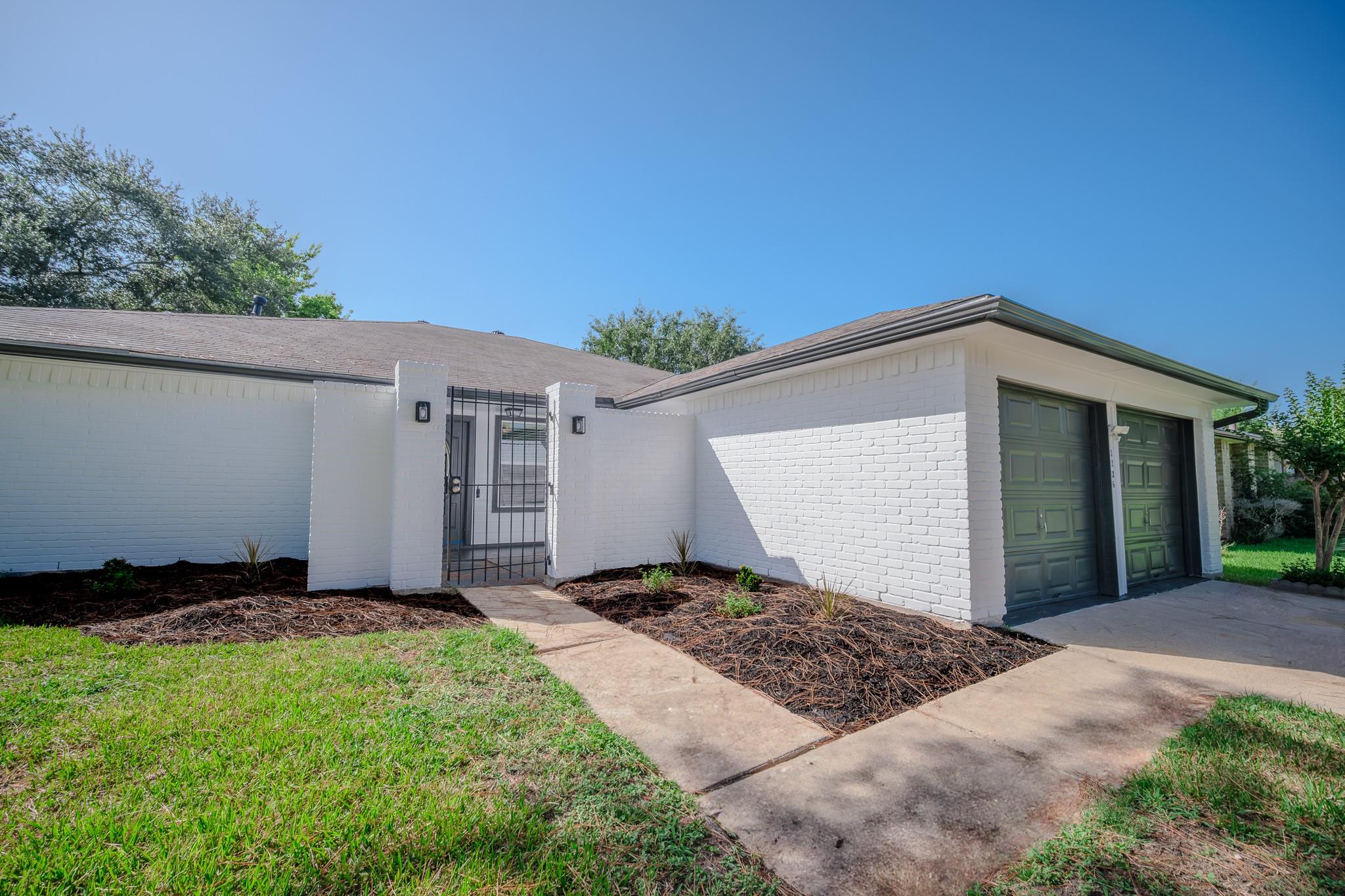 1126 Beechbend Drive