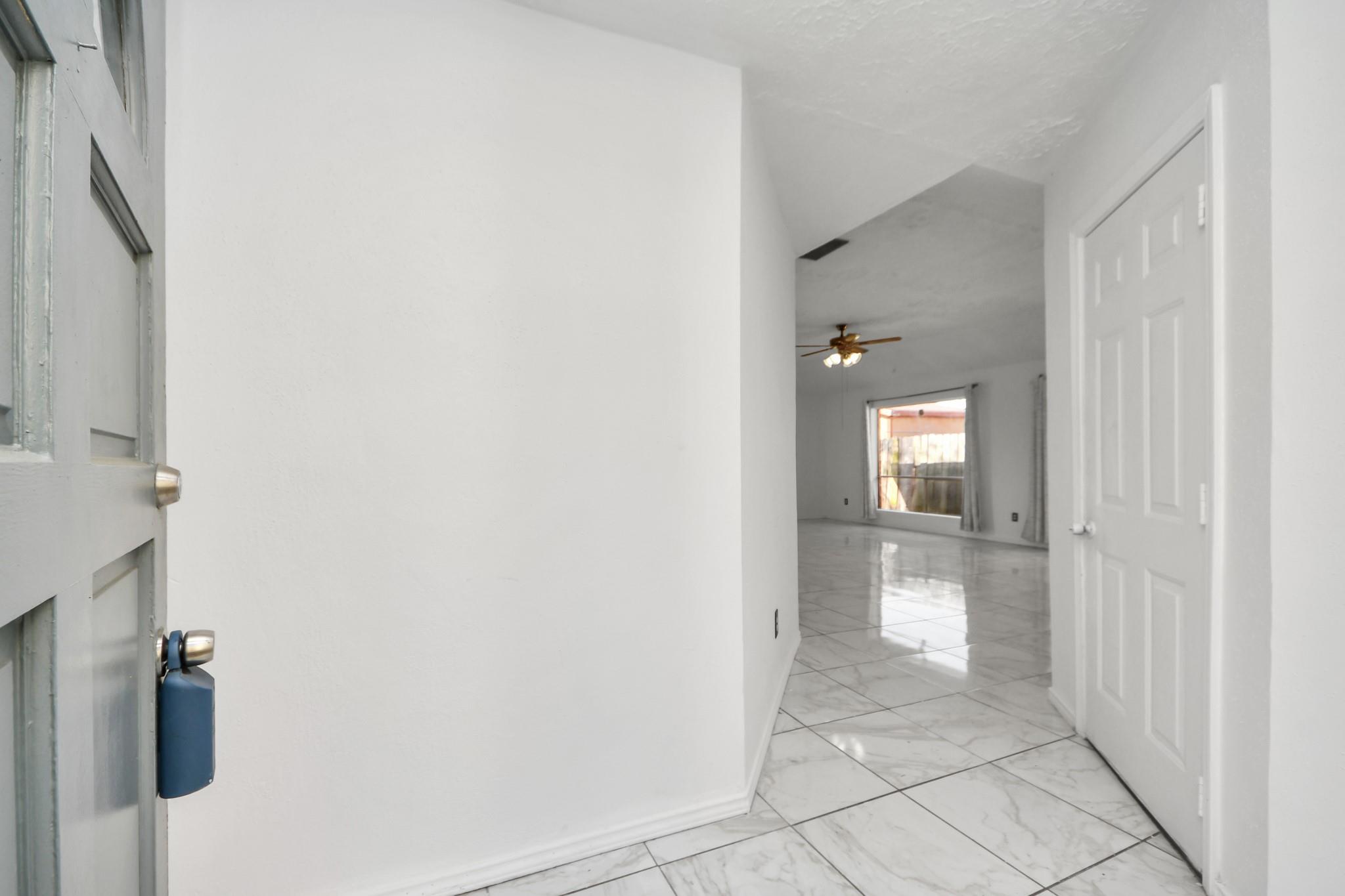 20121 Cottonglade Lane