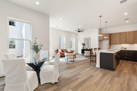 1138 W 16th Street Houston TX 77008