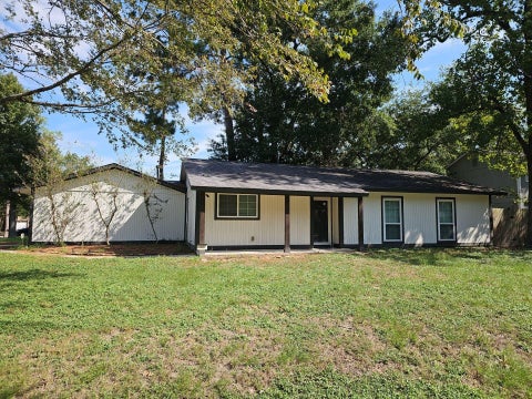 Photo of 16 Night Hawk Place, The Woodlands, TX 77380 (MLS # 21029949)
