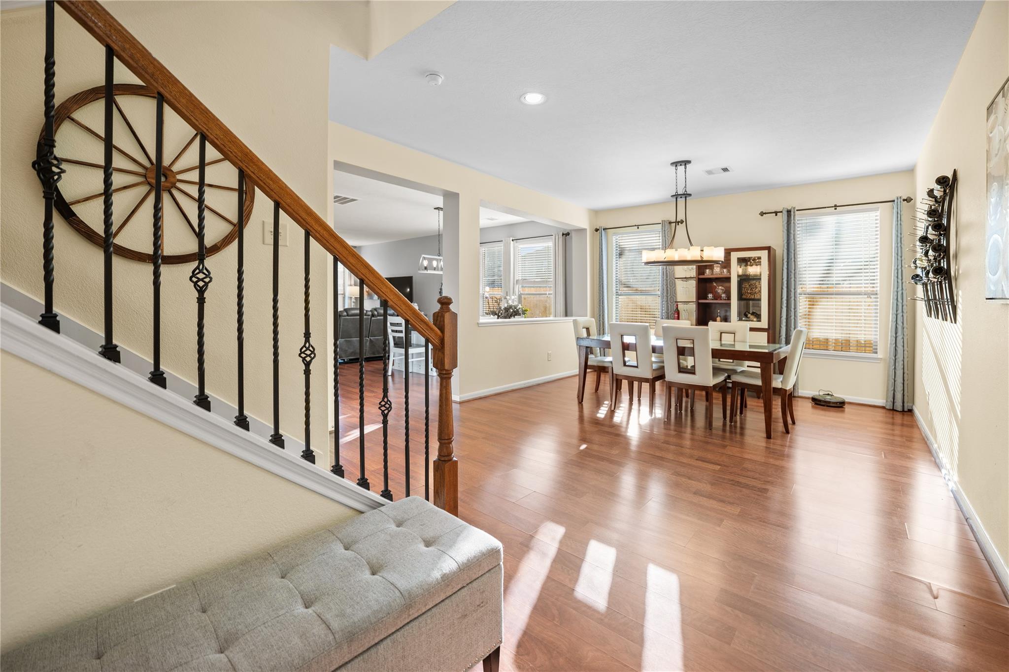 18639 White Barnwood