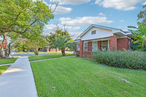 Photo of 1466 Lawson Street, Houston, TX 77023 (MLS # 46876934)