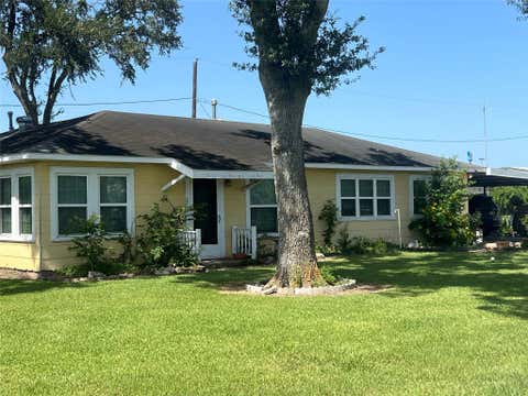 Photo of 1515 N Mechanic Street, El Campo, TX 77437 (MLS # 50177758)