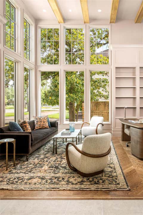 Tiny photo for 521 Trails End Street, Houston, TX 77024 (MLS # 11018251)