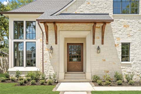 Tiny photo for 521 Trails End Street, Houston, TX 77024 (MLS # 11018251)