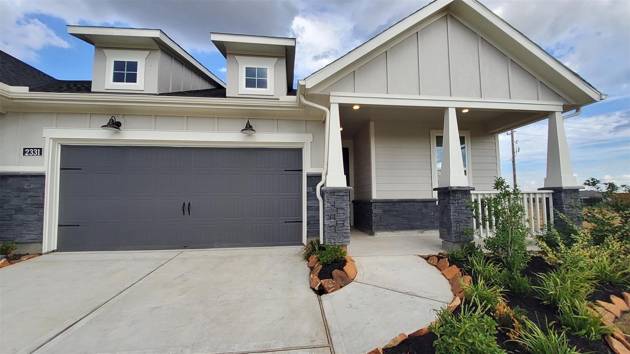 2331 Birch View Lane