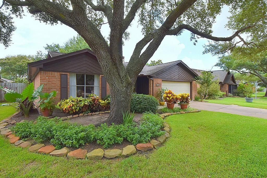 Photo of 1126 Western Springs Drive, Katy, TX 77450 (MLS # 29194130)