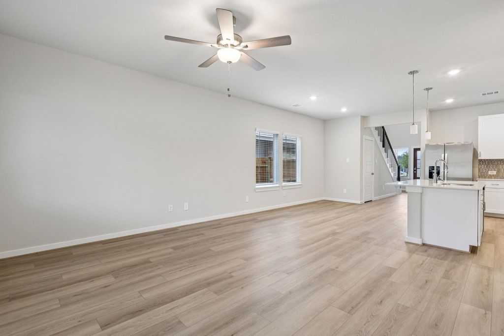 Photo of 18746 Timber Glen Drive, Montgomery, TX 77316 (MLS # 81619930)