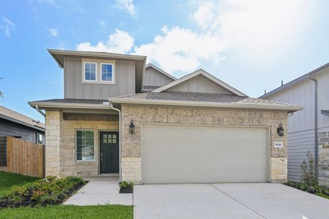 Photo of 18746 Timber Glen Drive, Montgomery, TX 77316 (MLS # 81619930)