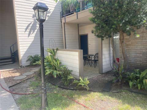 Photo of 7135 N Holiday Drive, Galveston, TX 77550 (MLS # 43417537)