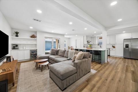 Photo of 5311 Hialeah Drive, Houston, TX 77092 (MLS # 20813879)