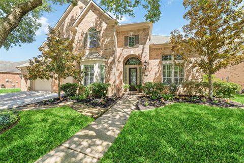 Homes For Sale - 25610 Skye Springs Lane<br/> Fort Bend County, Katy, TX 77494