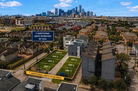 Photo of 407 Grove Street, Houston, TX 77020 (MLS # 27754471)